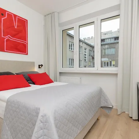 Amazing Spacious In Center By Renters Varsovia