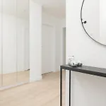 Amazing Spacious In Center By Renters アパート