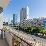 Amazing Spacious In Center By Renters アパート ワルシャワ