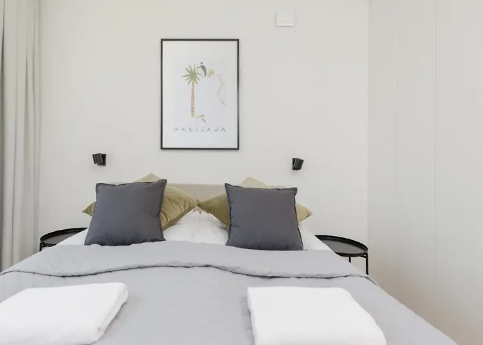 Apartment Amazing Spacious In Center By Renters Warsaw