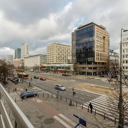 Apartment Amazing Spacious In Center By Renters